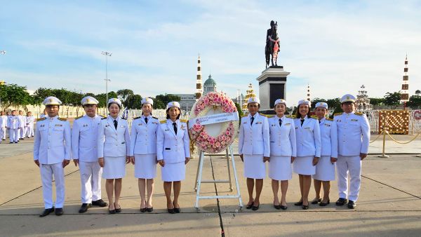 The National Institute of Educational Testing Service (Public Organization) attended the wreath-laying ceremony on Chulalongkorn Memorial Day of the year 2025.