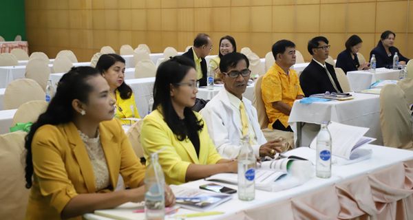NIETS calls for I-NET meeting of academic year 2019 for testing centers and schools at Suratthani province.