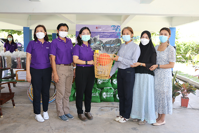 ภาพ สทศ.  จัดกิจกรรมจิตอาสาเฉลิมพระเกียรติสมเด็จพระนางเจ้าสุทิดา พัชรสุธาพิมลลักษณ พระบรมราชินี เนื่องในวันเฉลิมพระชนมพรรษา 3 มิถุนายน 2565 ณ โรงเรียนสามัคคีวิทยา จ.อยุธยา