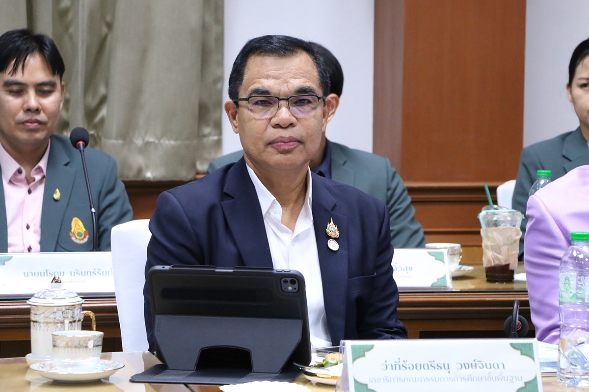 ภาพ รัฐมนตรีว่าการกระทรวงศึกษาธิการ ตรวจเยี่ยมสนามสอบ O-NET ม.6 ปีการศึกษา 2567 ณ สนามสอบโรงเรียนสารวิทยา